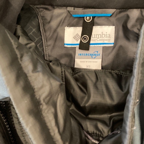 Columbia Women's Grey/Black Plaid 3-in-1 Interchange Jacket with Omni-heat - Picture 3 of 11